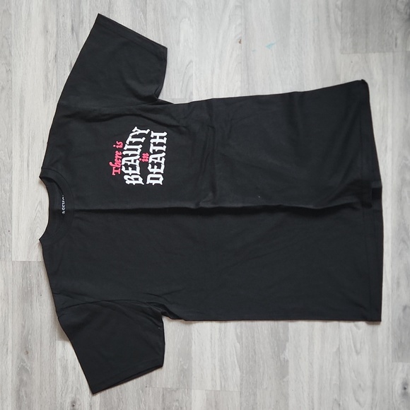 Brand new Alf beauty in death t shirt medium - Picture 3 of 4